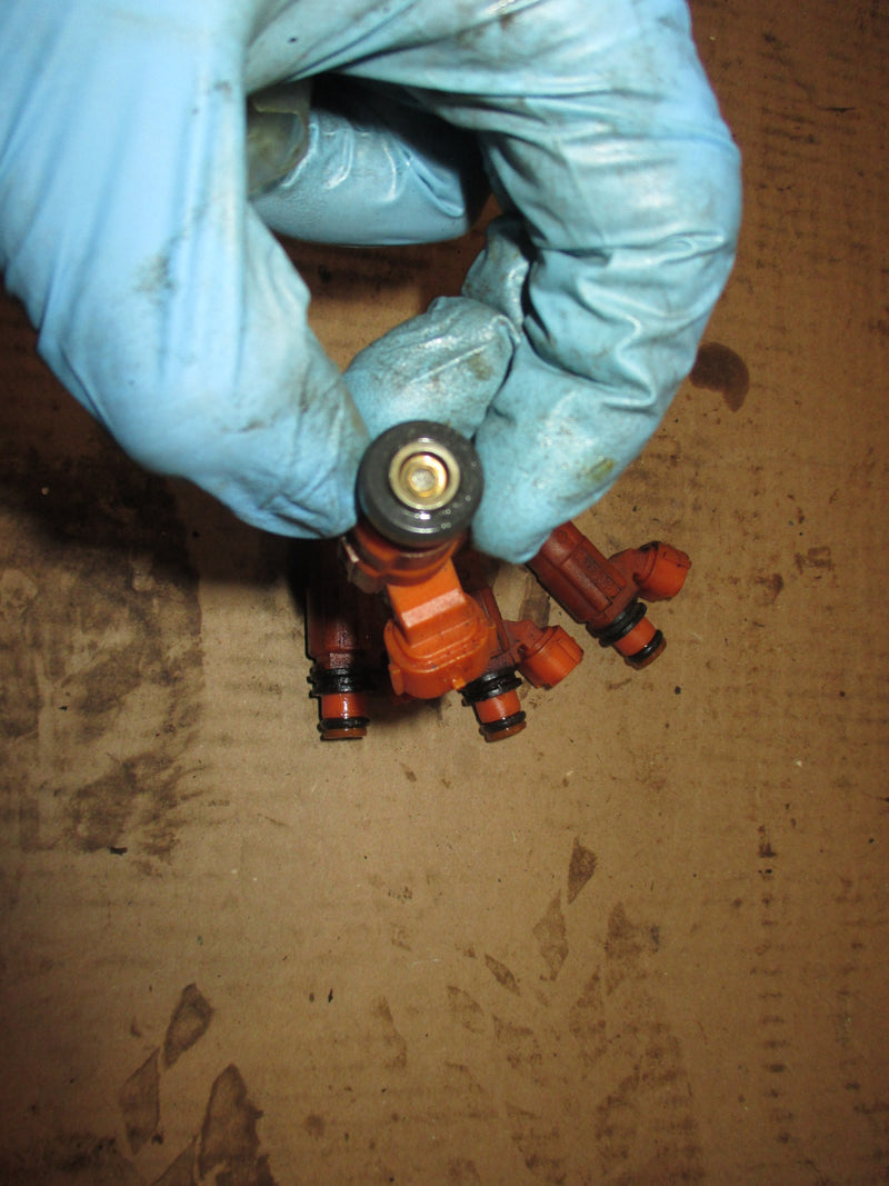 Suzuki DF90 90hp outboard fuel injector set (15710-65D00)