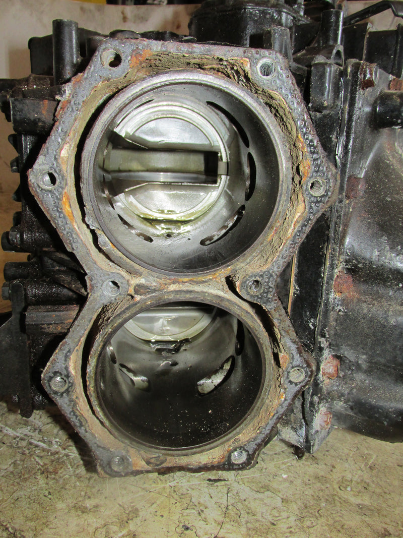 Evinrude 115hp 2 Stroke Outboard Crankcase Block