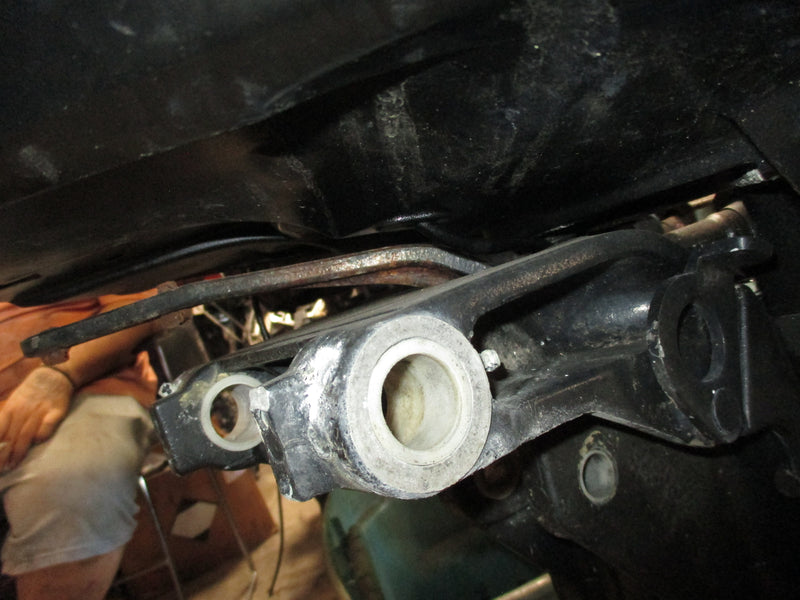 Yamaha/mercury 225hp 4 stroke outboard 25 inch shaft midsection