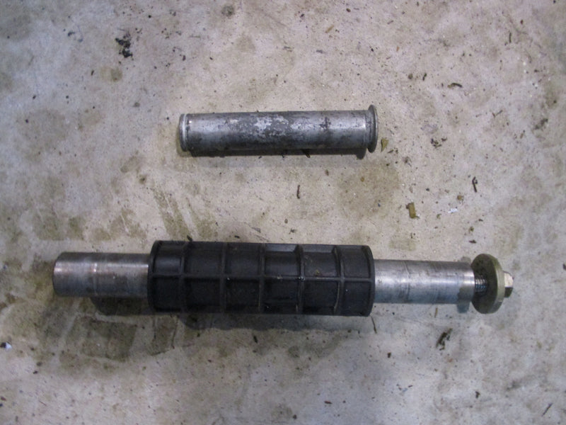 Yamaha 50hp 4 stroke outboard upper and lower trim pin