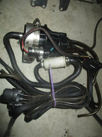 Load image into Gallery viewer, Evinrude ETEC 115hp outboard oil injector and distributer
