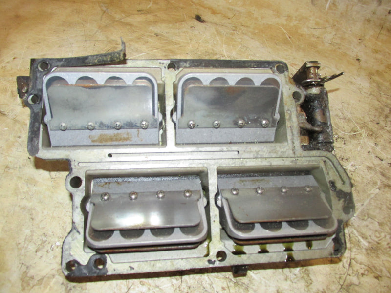 Evinrude 115hp 2 Stroke Outboard Intake Manifold and Reeds (331833)