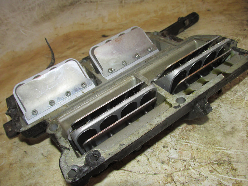 Evinrude 115hp 2 Stroke Outboard Intake Manifold and Reeds (331833)