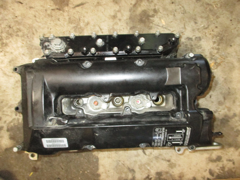 Yamaha/mercury 225hp 4 stroke outboard starboard cylinder head