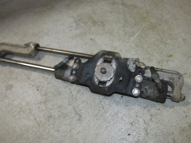Mercury Optimax 3.0L 200hp Outboard Seastar Hydraulic Steering Cylinder