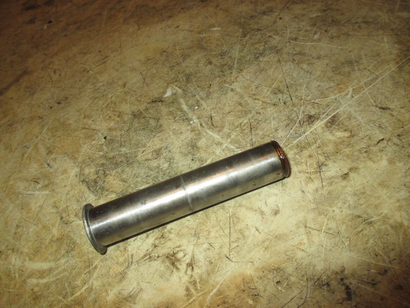 Yamaha 225hp 4 stroke outboard upper trim pin (6E5-43126-02-00)