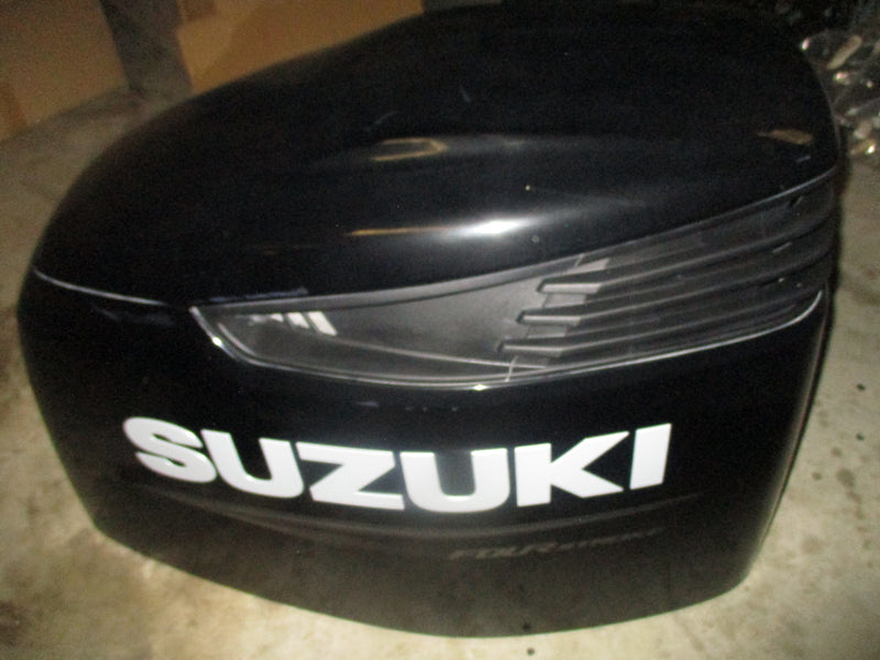 Suzuki DF300A 300hp outboard top cowling CRACK ON SIDE