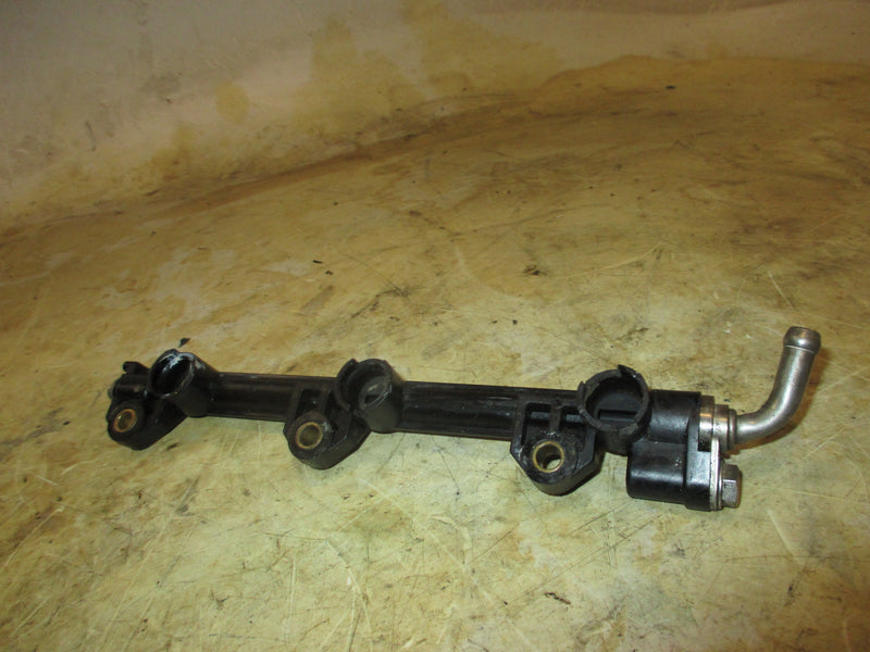 Mercury 25hp 4 stroke outboard fuel rail (898101T75)