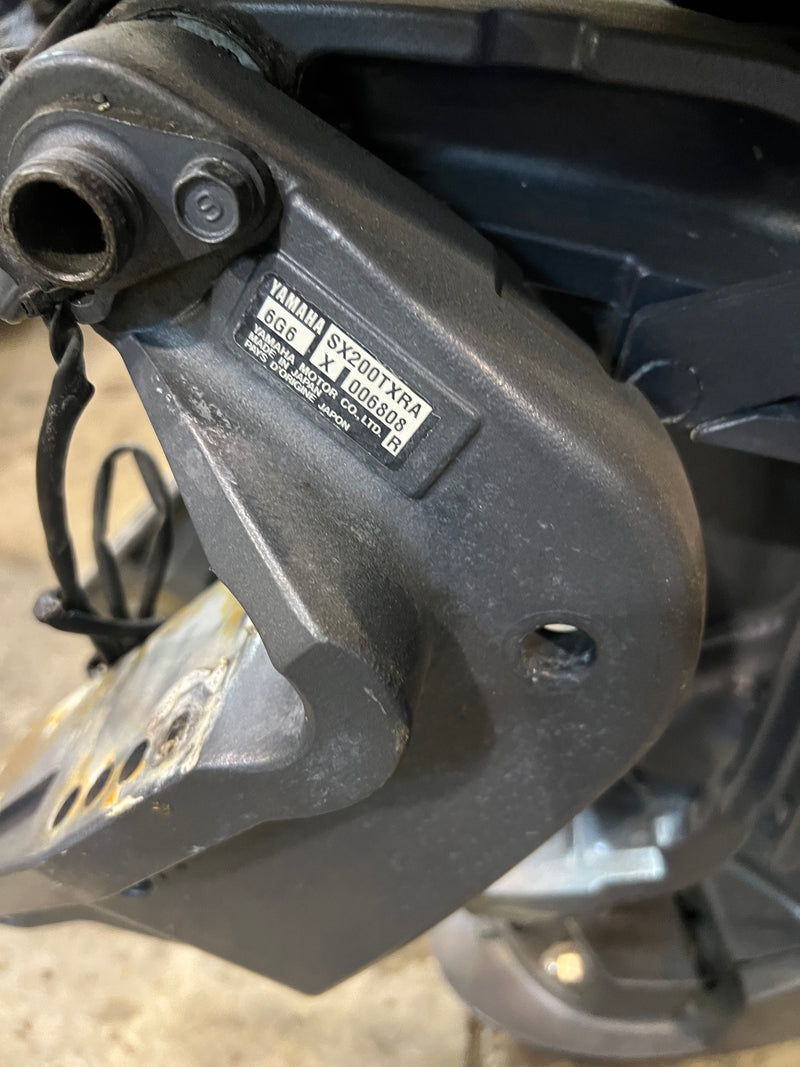Yamaha OX66 200hp 2 stroke outboard 25" midsection