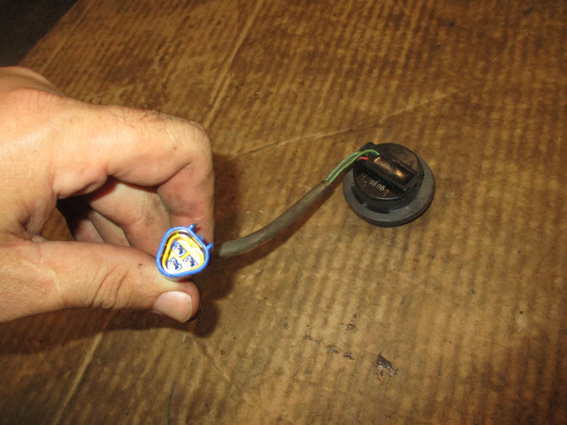 Yamaha 50hp 4 stroke outboard tilt trim switch (63D-82563-10-00)