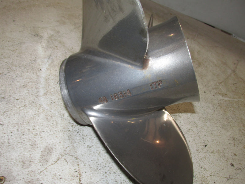 Mercury Optimax 135hp 2 Stroke Outboard Mercury Vengeance Stainless Propeller
