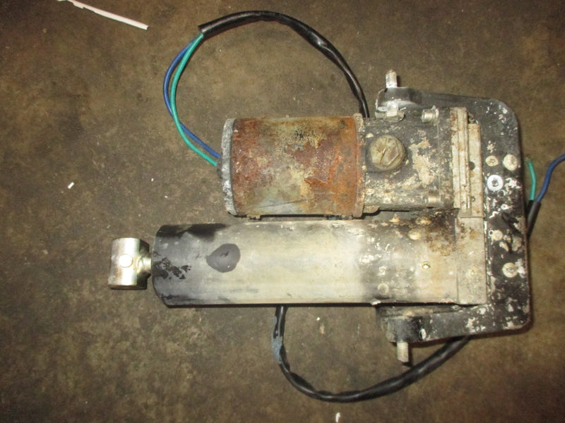 Mercury 30hp 4 Stroke Outboard Tilt trim unit (830150T6)