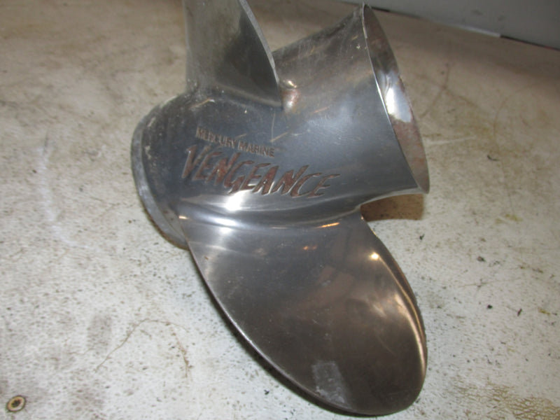 Mercury Optimax 135hp 2 Stroke Outboard Mercury Vengeance Stainless Propeller