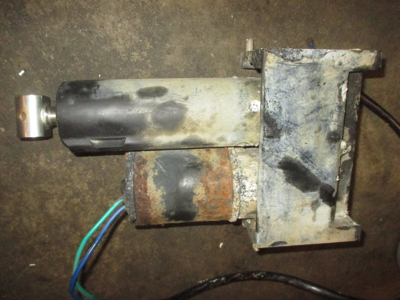 Mercury 30hp 4 Stroke Outboard Tilt trim unit (830150T6)