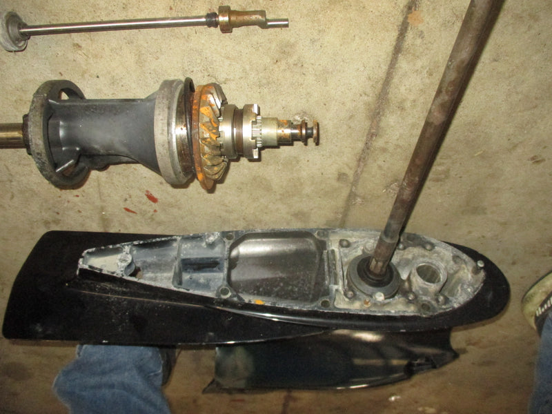 Yamaha 200-250hp 4 stroke Vmax SHO outboard 20 inch lower unit