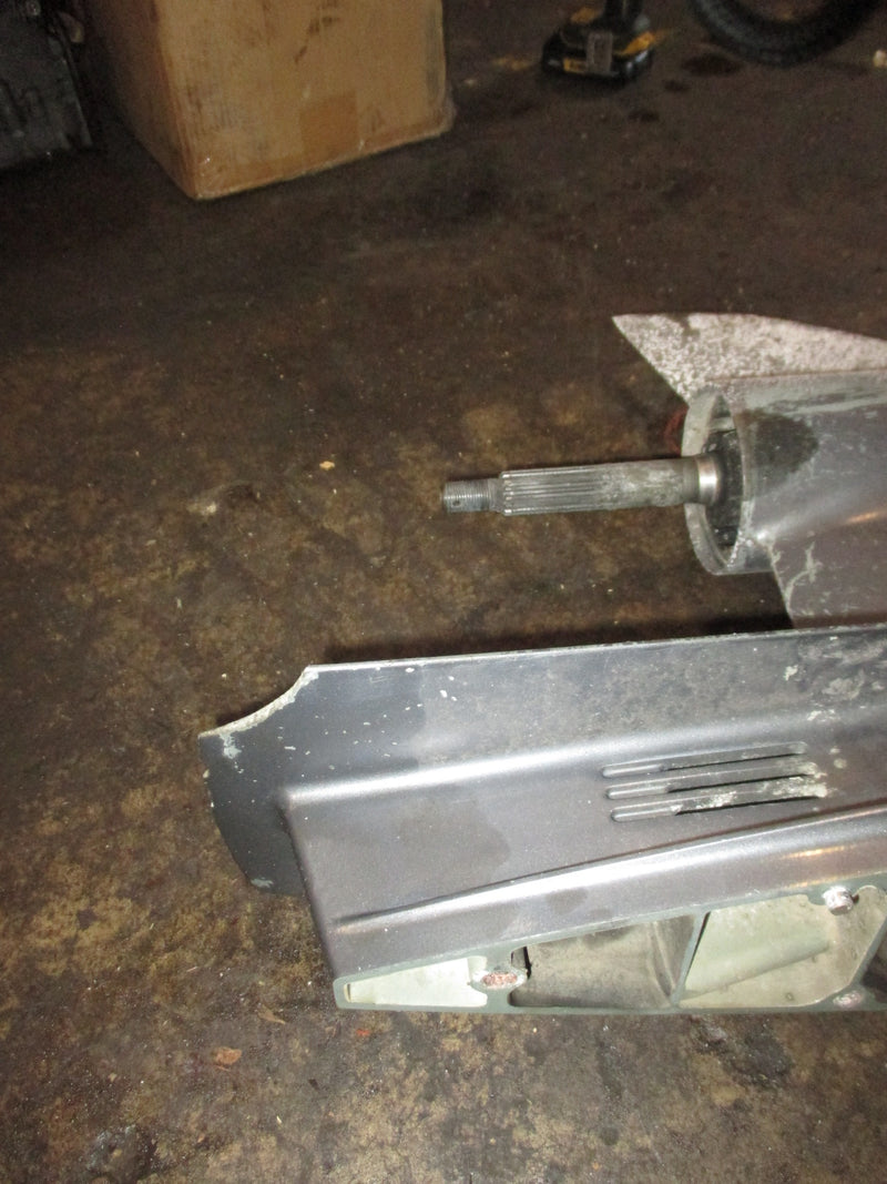 Yamaha 115hp 2 stroke outboard 25" lower unit