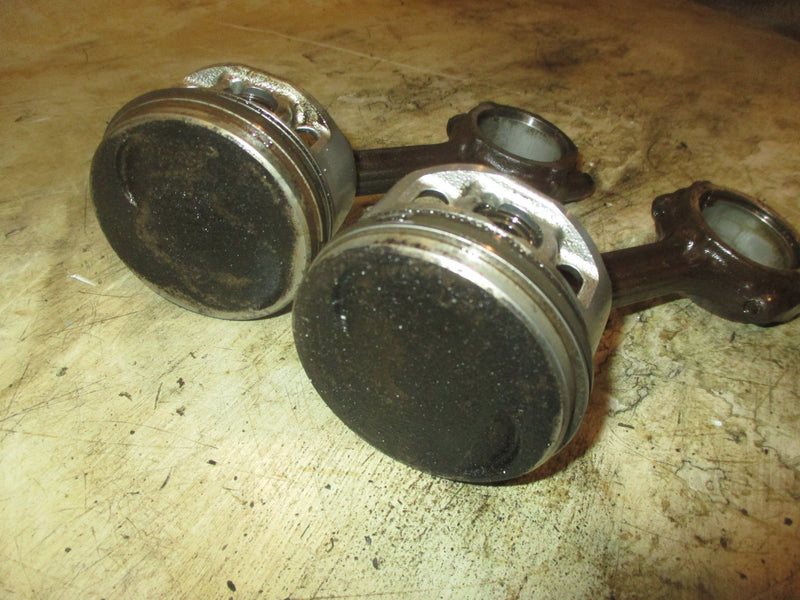 Mercury 30hp 4 Stroke Outboard Piston and rod set of 2 (856064A1)