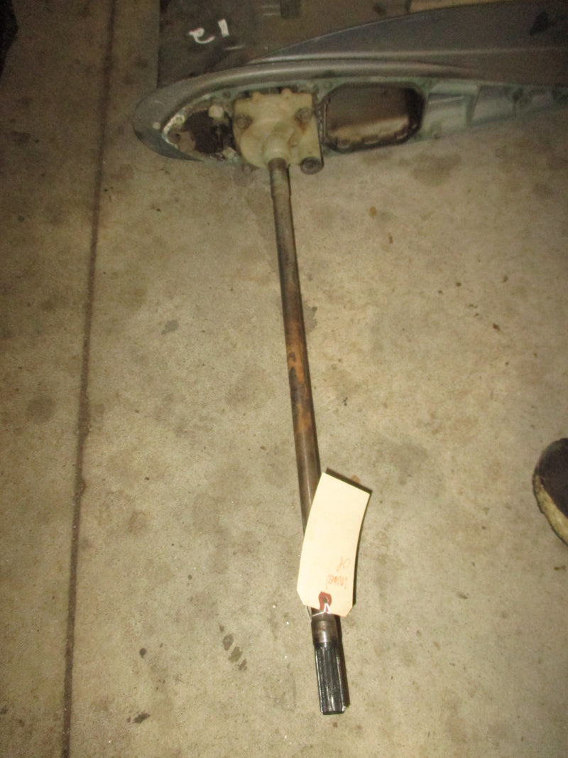 Yamaha 225hp outboard 25 inch counter rotation lower unit (PARTS)