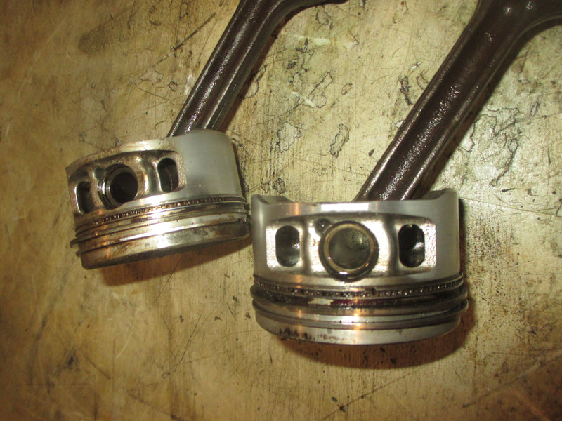 Mercury 30hp 4 Stroke Outboard Piston and rod set of 2 (856064A1)