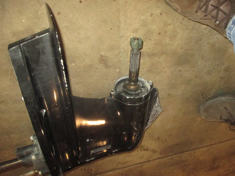 Suzuki DF115 115hp 4 stroke outboard 25 inch shaft lower unit