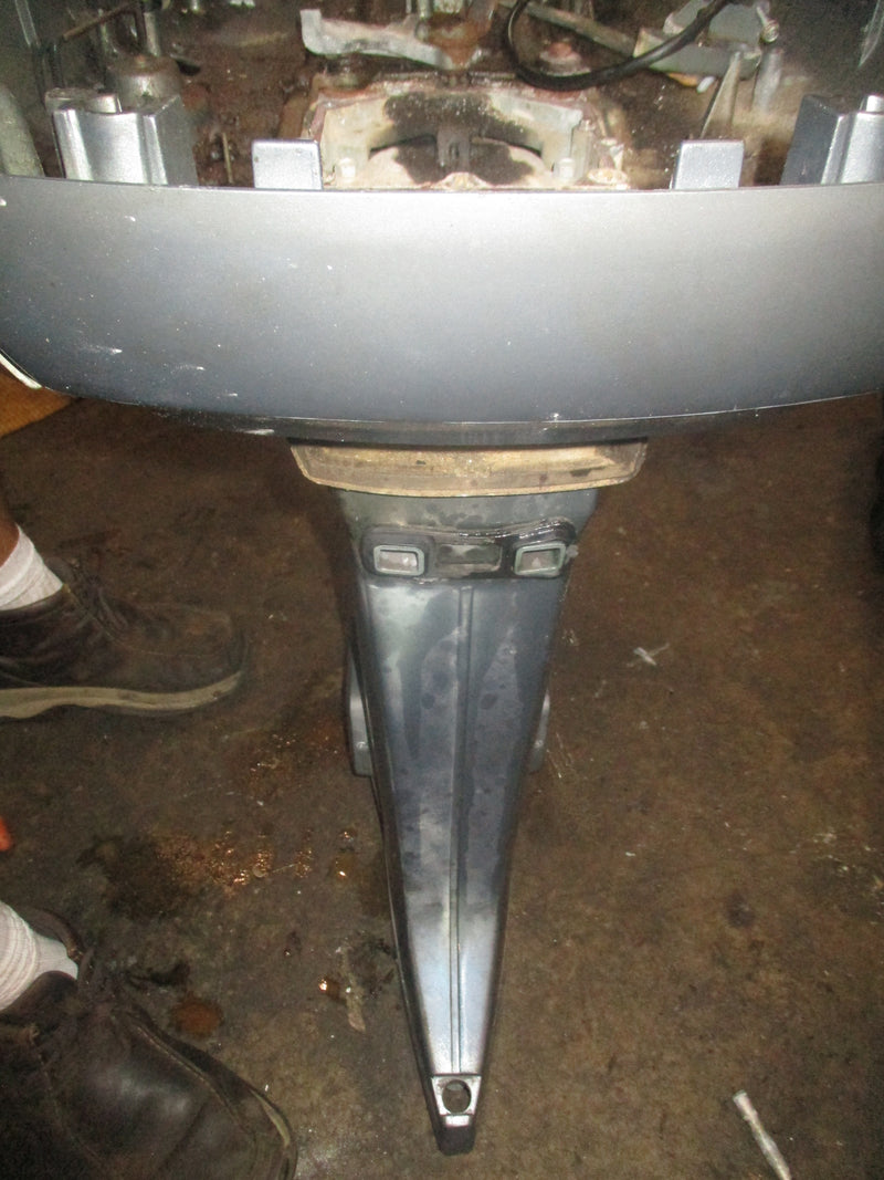 Yamaha OX66 200hp SWS 2 stroke outboard 25 inch shaft midsection