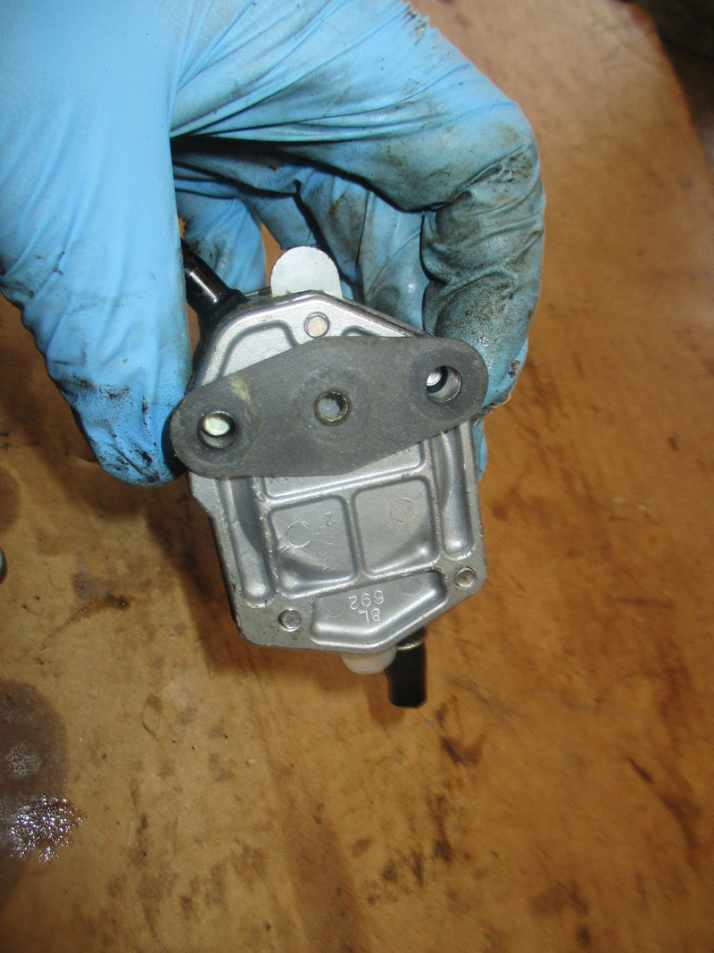 Yamaha 90hp 2 stroke outboard fuel pump (692-24410-00-00)