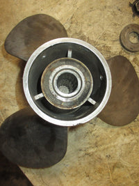 Load image into Gallery viewer, Honda BF90A 90hp outboard stainless steel prop (08M60-ZW7-A50) 13.25x16

