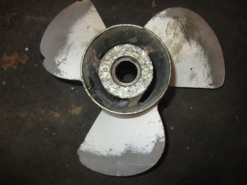 Yamaha 2 stroke outboard aluminum propeller 13 1/4 x 17-K