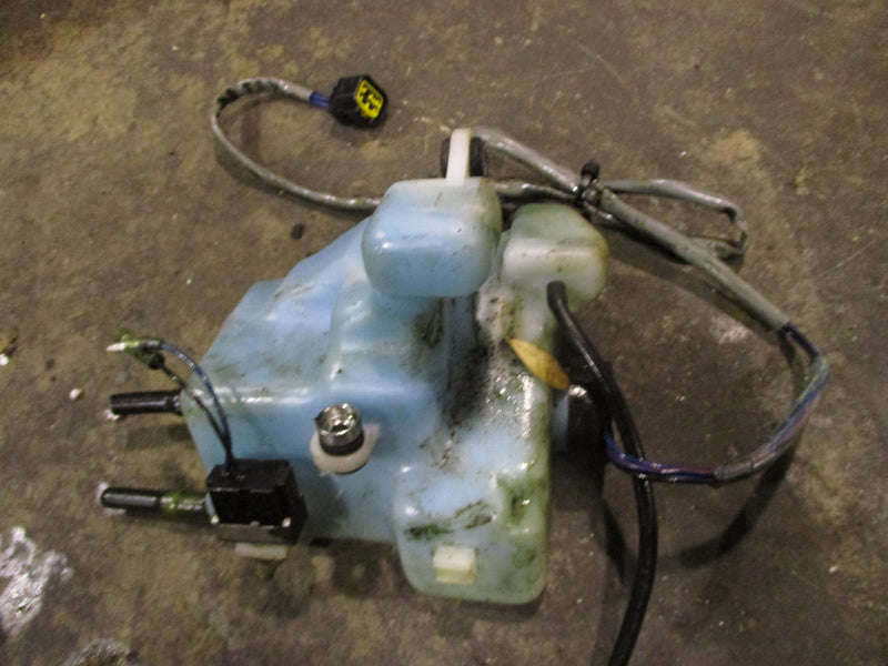Yamaha HPDI 200hp 2 stroke outboard oil tank (68F-21750-00-00)