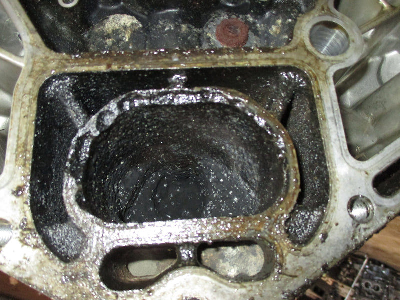 Mercury 225hp saltwater series 4 stroke outboard crankcase block
