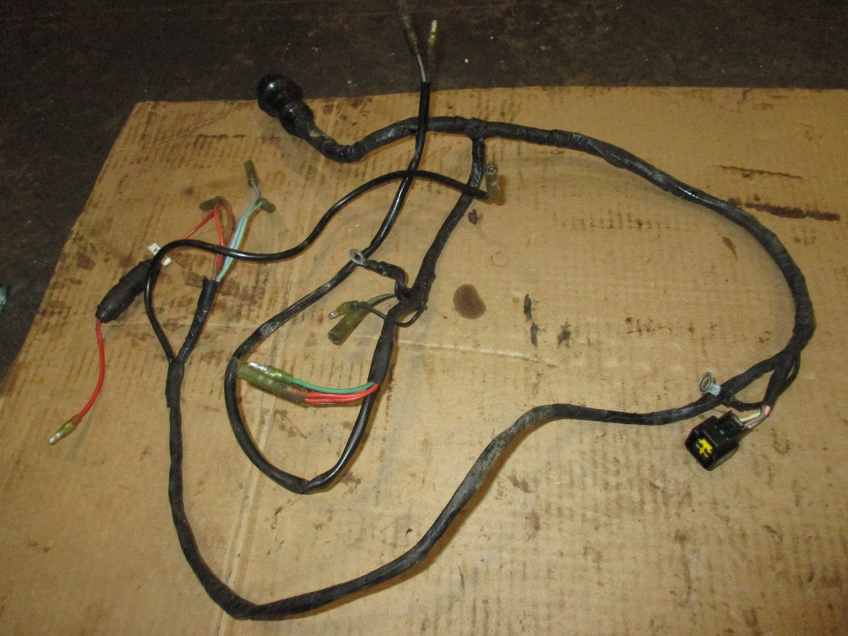 Yamaha 115hp 2 stroke outboard engine wiring harness (6E5-82590-04-00)