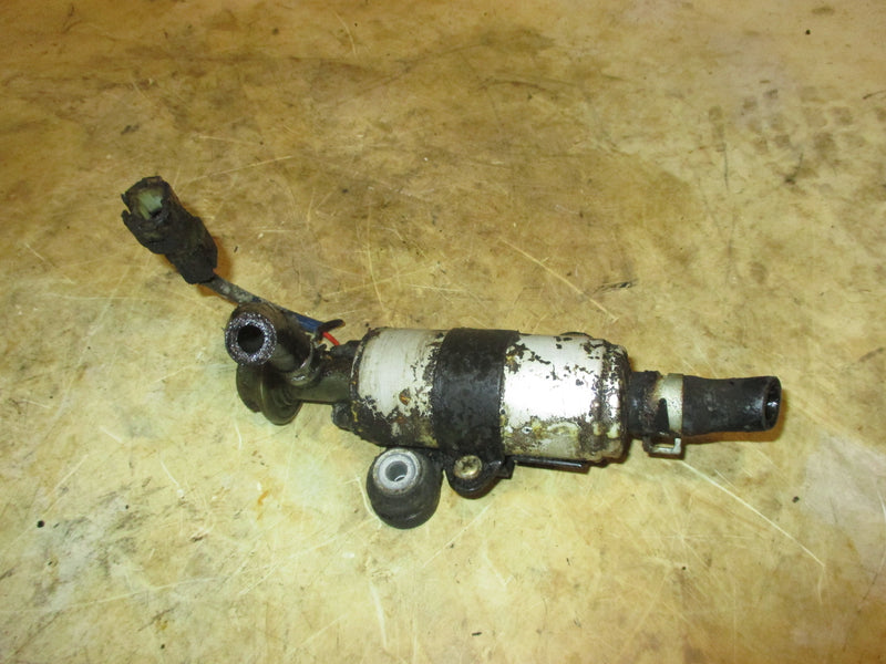Suzuki 140hp 2 stroke outboard electric fuel pump (15100-94900)