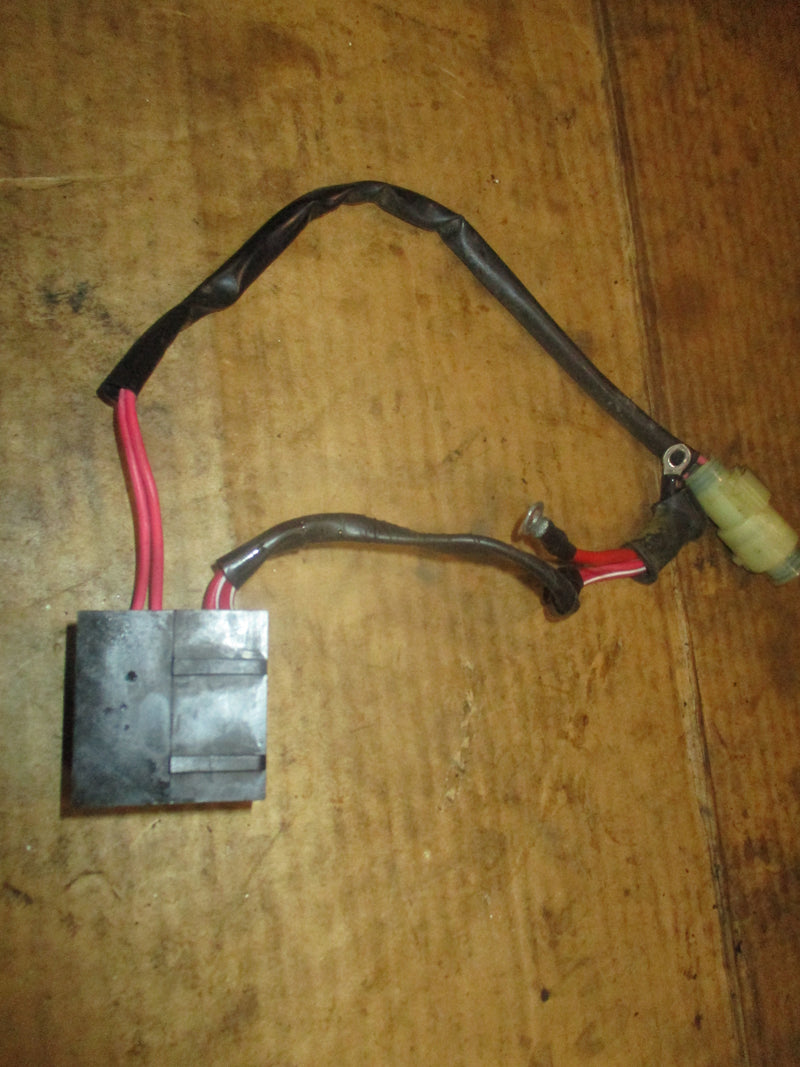 Yamaha OX66 200hp SWS 2 stroke outboard Fuse Holder W/ 2 fuses 61A-82150-00