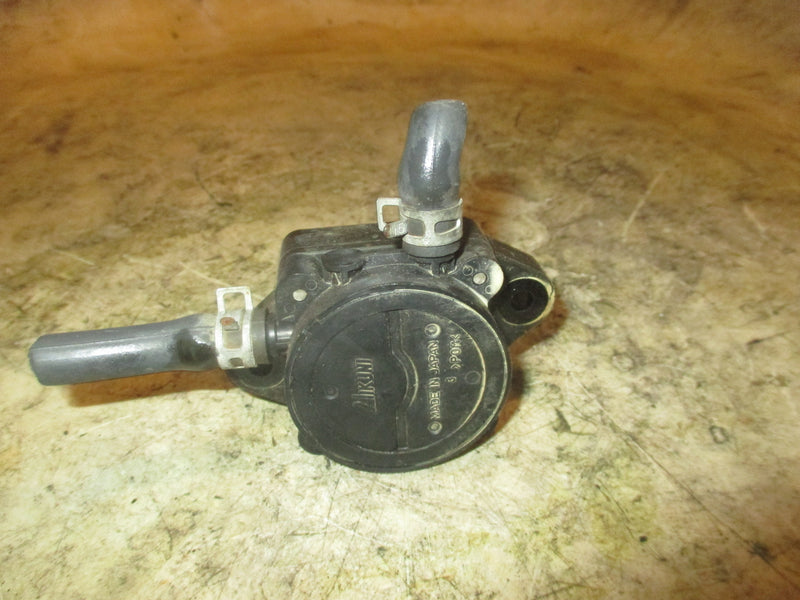 Suzuki DF115 115hp 4 stroke outboard Fuel pump (15100-90J10)