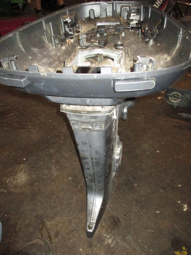 Yamaha 115hp 2 stroke outboard 25" midsection