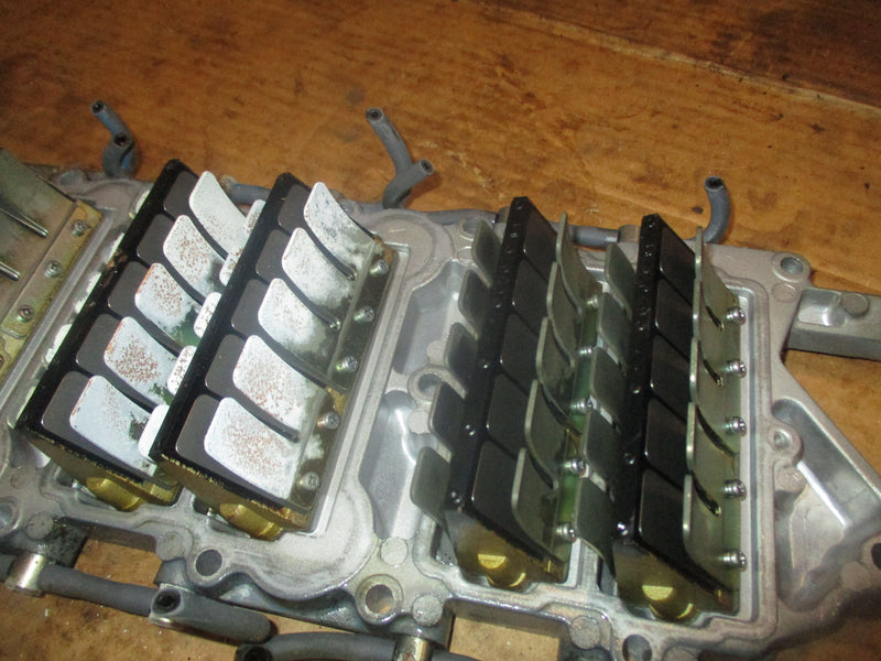 Yamaha OX66 200hp SWS 2 stroke outboard Intake manifold / Reeds 65L-13610-01