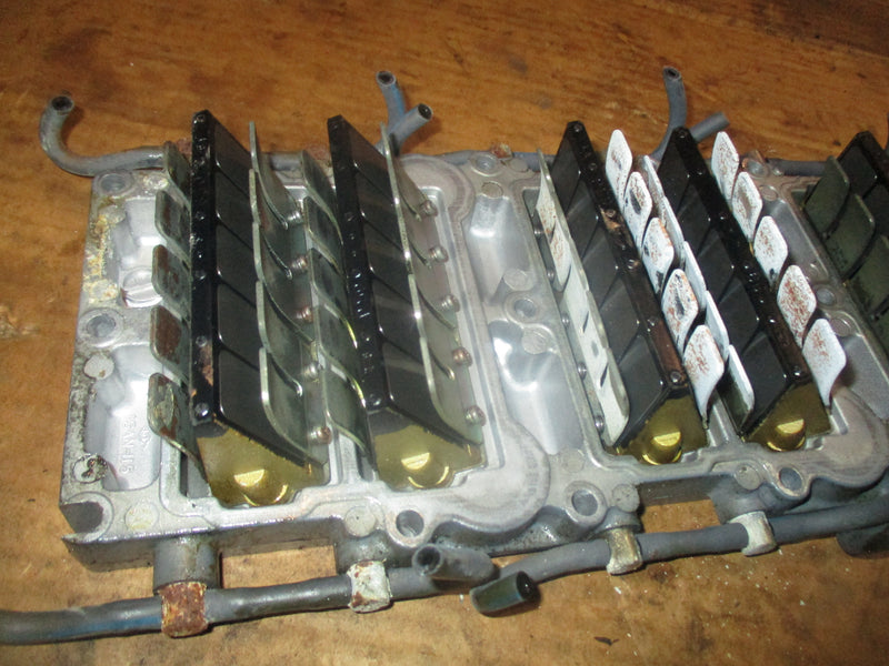 Yamaha OX66 200hp SWS 2 stroke outboard Intake manifold / Reeds 65L-13610-01