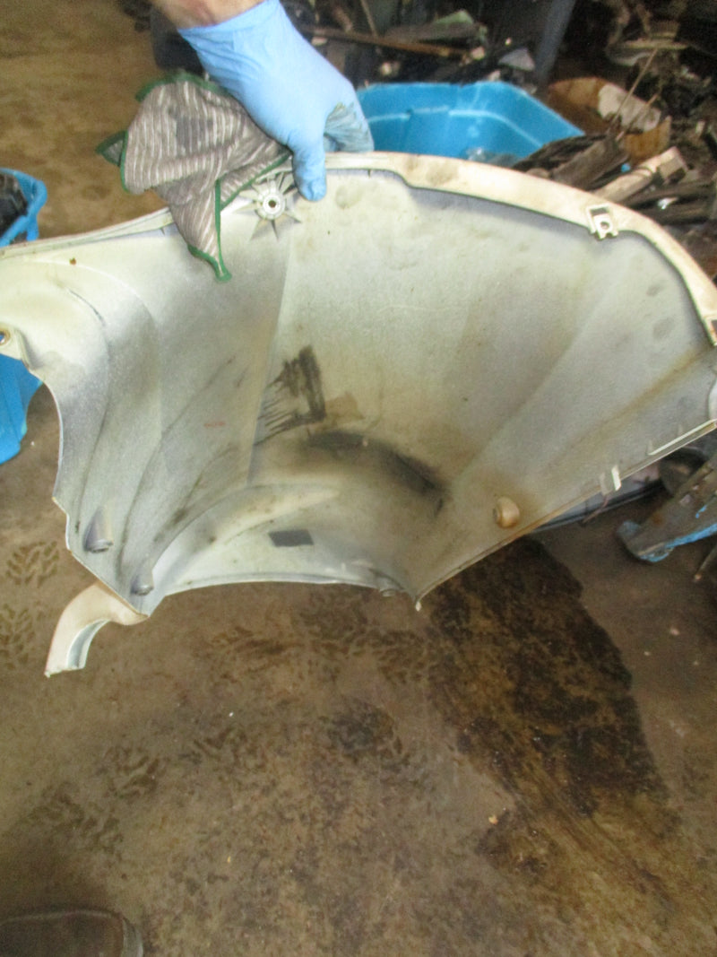 Yamaha 4.2L 300hp 4 stroke outboard starboard midsection cover