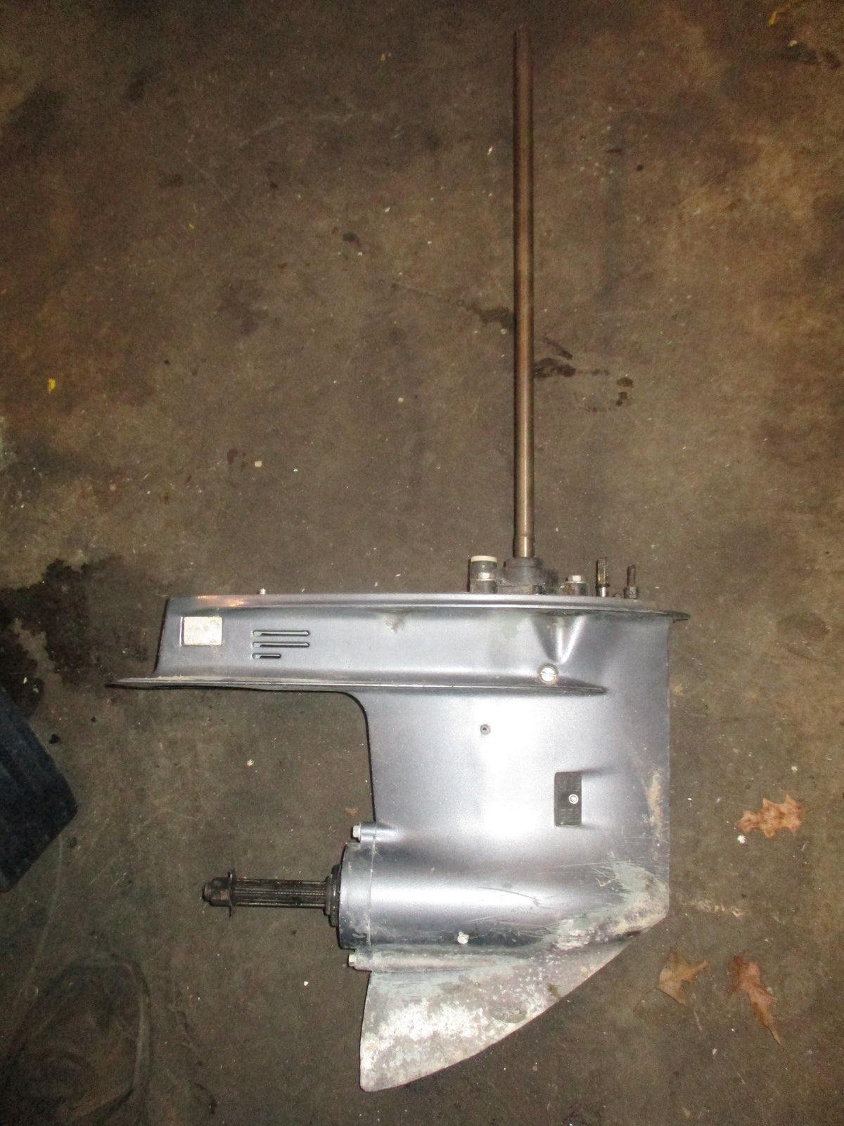 Yamaha 50hp 2 stroke outboard 20" shaft lower unit