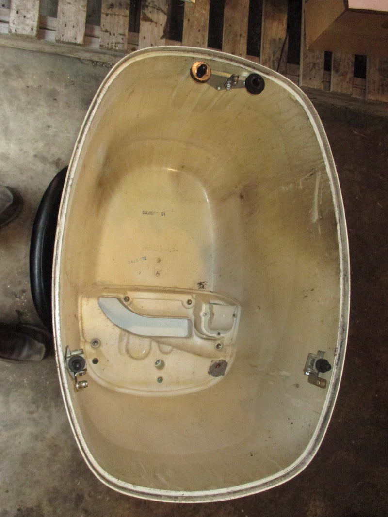 Johnson/ Suzuki 115hp 4 stroke outboard top cowling