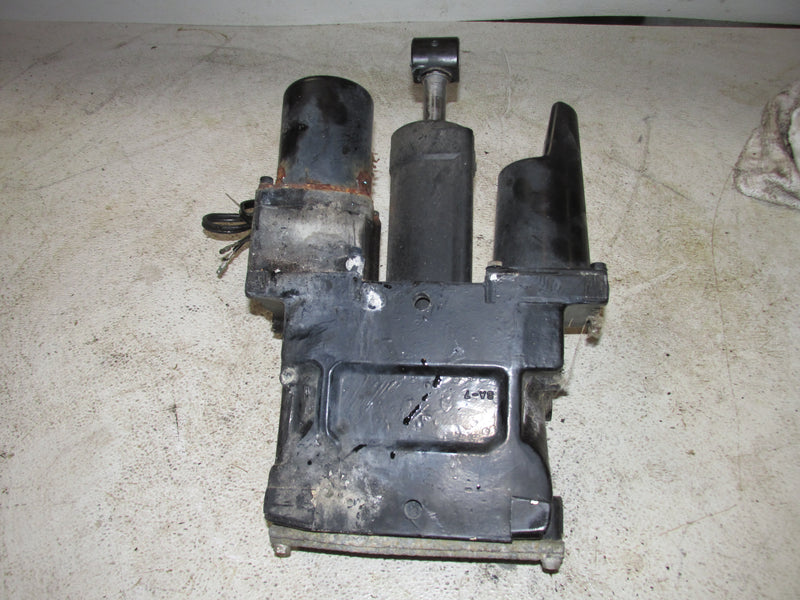 Mercury Optimax 135hp 2 Stroke Outboard Tilt Trim Unit (8M0231193)