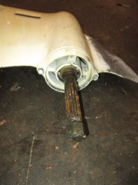 Load image into Gallery viewer, Johnson/ Suzuki 115hp 4 stroke outboard 25" lower unit
