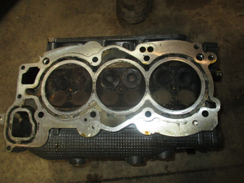 Yamaha 4.2L 300hp 4 stroke outboard starboard cylinder head