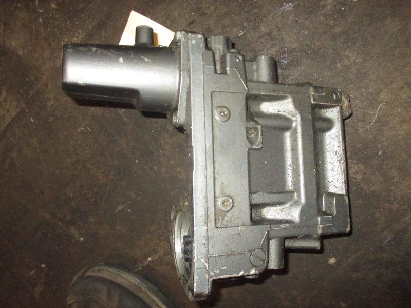 Suzuki DT150-225hp 2 stroke outboard tilt trim unit (PARTS)