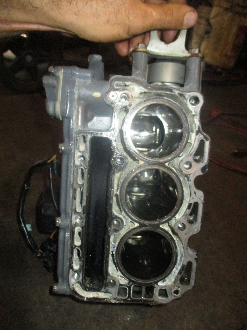 Honda BF25A 25hp outboard crankcase block 12000-ZV7-000ZA