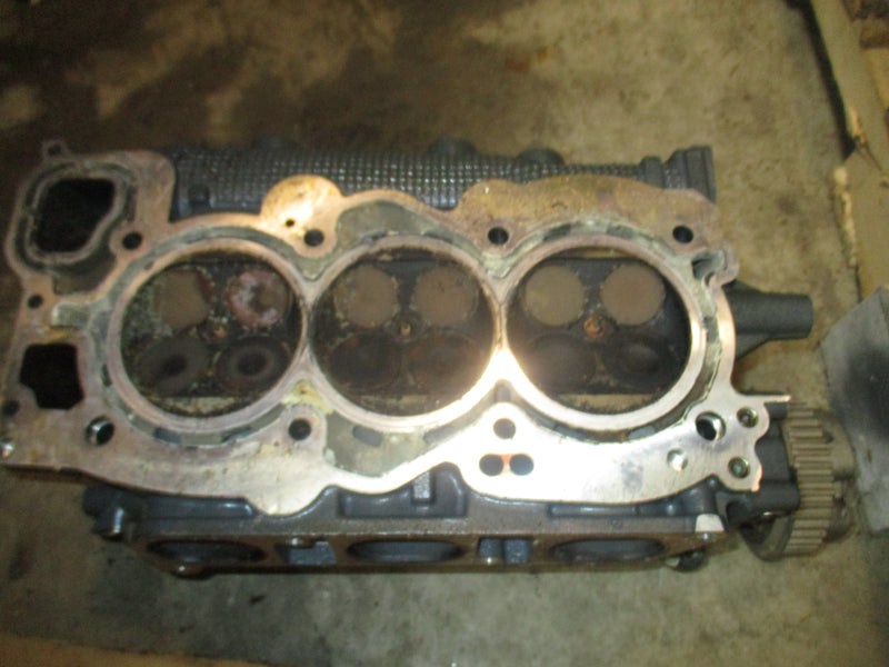 Yamaha 4.2L 300hp 4 stroke outboard port cylinder head (6CE-11)