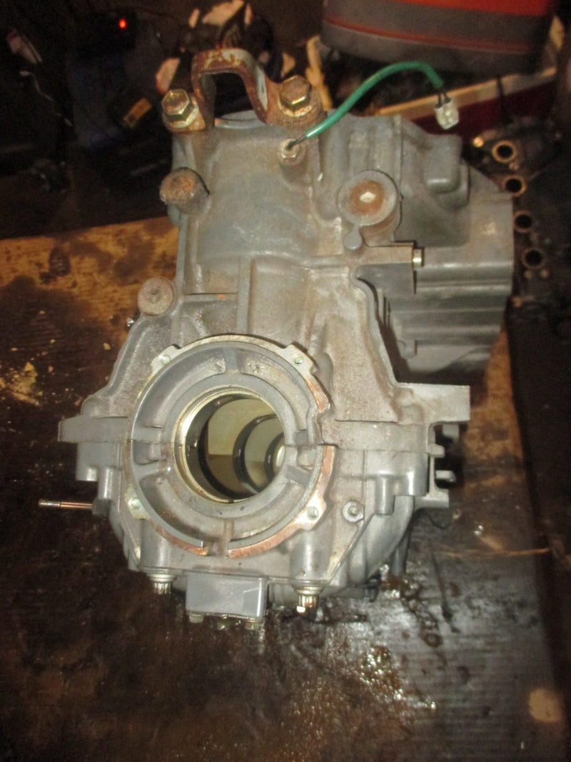 Suzuki DF140 140hp 4 stroke outboard Crankcase block