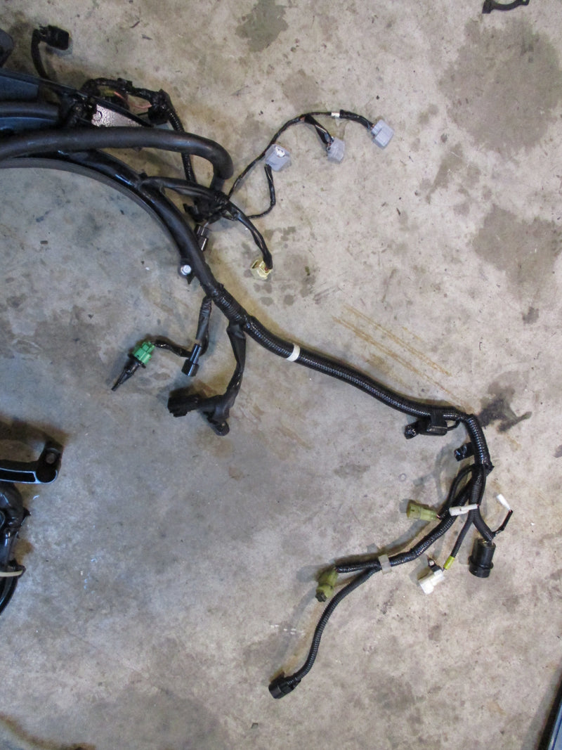 Yamaha 250hp 4 stroke outboard engine wiring harness w/ bracket