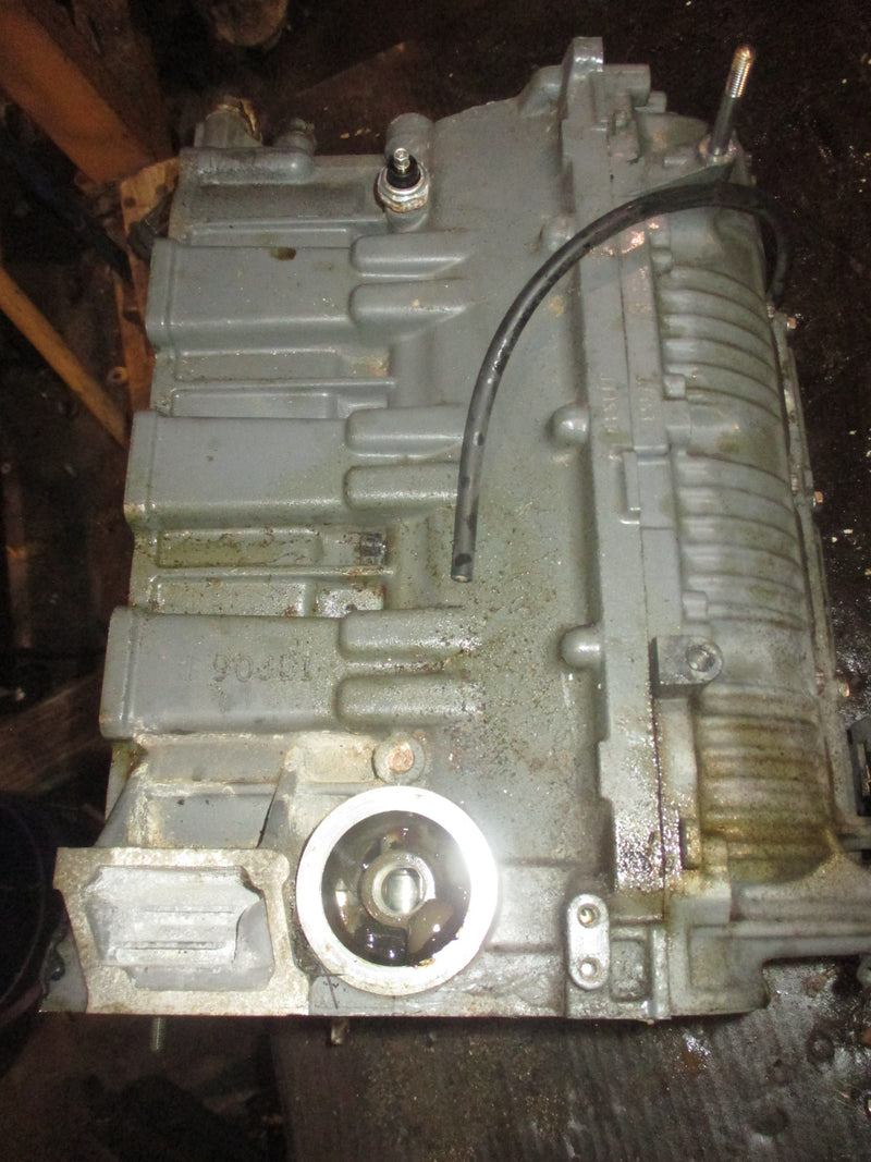 Suzuki DF140 140hp 4 stroke outboard Crankcase block