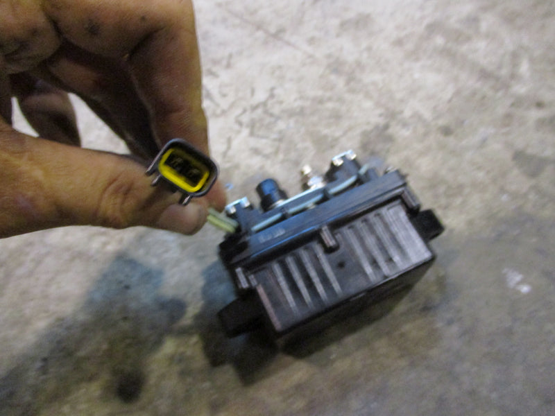 Yamaha 250hp 4 stroke outboard tilt trim relay (63P-81950-00-00)